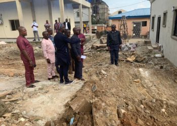 Ojodu LCDA Boss, Odunmbaku Inspects Ongoing Project At Council Secretariat
