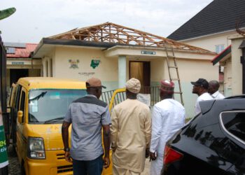 Odunmbaku Inspects Ongoing Rehabilitation Works At Apata PHC