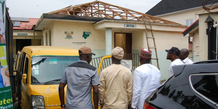 Odunmbaku Inspects Ongoing Rehabilitation Works At Apata PHC