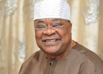 Alao-Akala Dies At 71