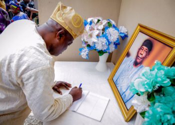 Obasa Mourns GAC Member, Prof Tunde Samuel, Says APC Lost A Titan