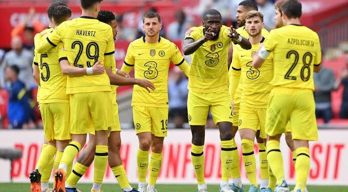 FA Cup: Chelsea Sink Palace To Face Liverpool In Final