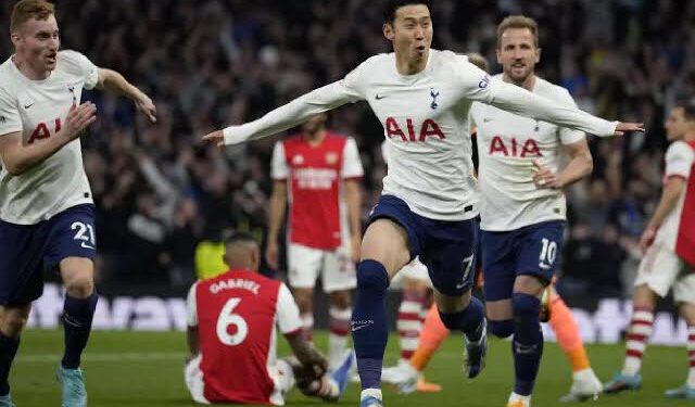 Tottenham Crush 10-Man Arsenal To Keep Top-four Bid Alive