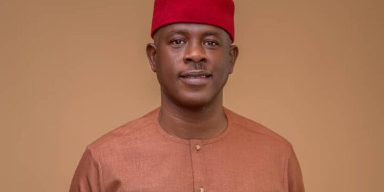 2023: Awori Student Group Endorses Sen. Musiliu Obanikoro For Senate