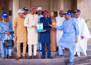 Faleke Greets Sanwo-Olu, Says Party Members Have Pass Vote Of Confidence On Him