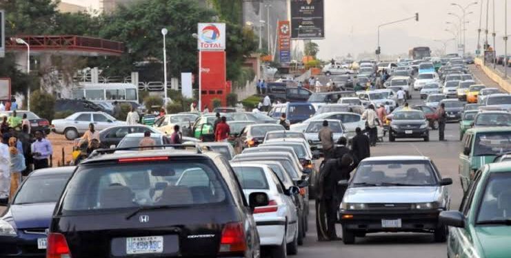 Marketers Notify FG On Planned Fuel Price Hike, Queues Persist