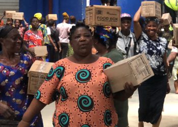 FoodClique Support/PepsiCo Foundation Doles Out Free Food Boxes To 500 Beneficiaries In Alimosho