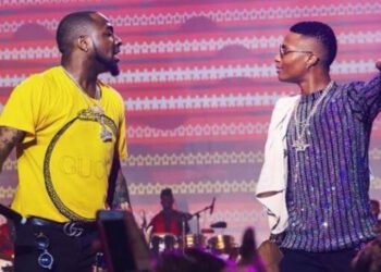 Where Does The Problem Lie? The Artistes Or The Fanbase? By Adebesin Grace Toluwalope