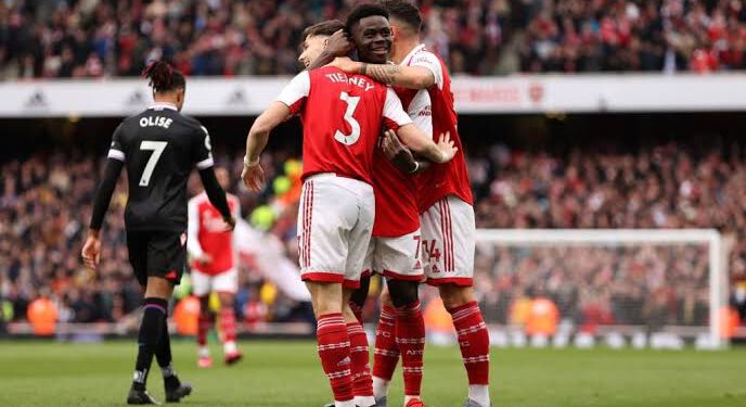 Arsenal Thrash Palace, Move Eight Points Clear Of Man City