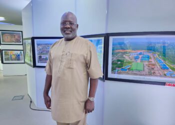 Ace Photographer, Dayo Adedayo Showcase Iconic Pictures Of Governor Sanwoolu Legacy Projects