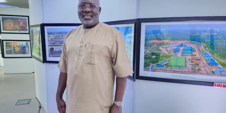 Ace Photographer, Dayo Adedayo Showcase Iconic Pictures Of Governor Sanwoolu Legacy Projects