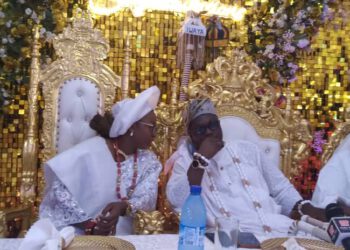 Yaba LCDA Boss Sues For Peace As New Oniwaya Is Crowned