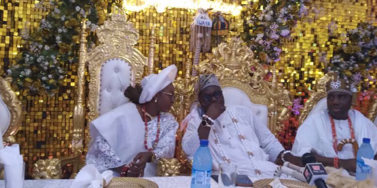 Yaba LCDA Boss Sues For Peace As New Oniwaya Is Crowned