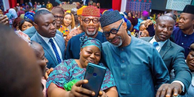 Fuel Subsidy: Ogun Begins Payment Of N10,000 Palliative To Civil Servants