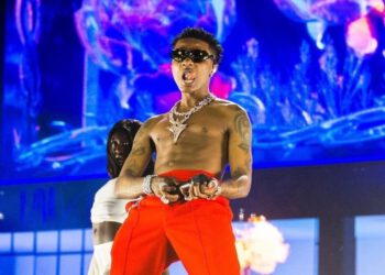 Shutdown! Wizkid Is The Real Popsy- Fans Rave As Star Takes Tottenham Hotspur Stadium By Storm