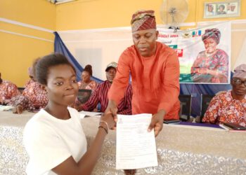 Oriade LCDA Chairman Supports 200 Indigent Students With Free G.C.E Forms