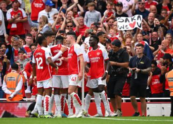 Arsenal Launch Premier League Title Bid