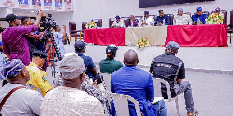 Lagos Assembly Committee Begins Familiarisation Meeting With Transport Ministry, Others