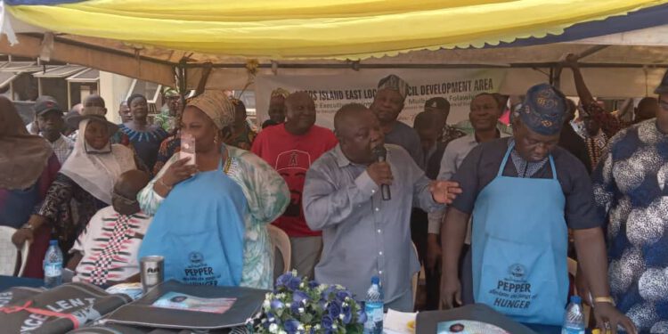 Alade Folawiyo Fulfills Campaign Promises, Holds 12th Subsidy Removal Palliative And Community Food Market For Residents