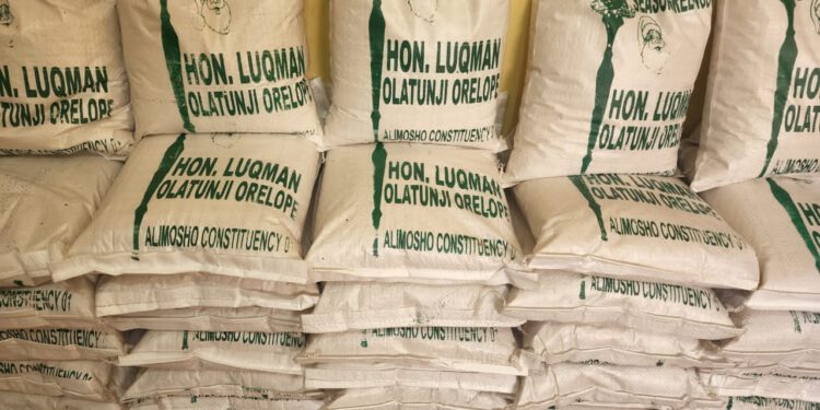 Xmas: Orelope Distributes Food Items, Cash To Constituents