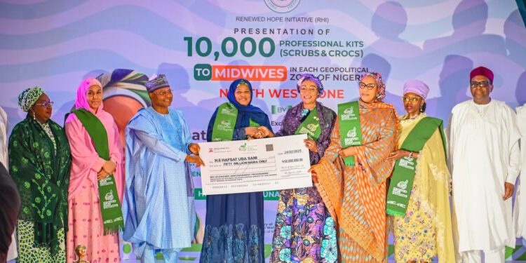 Oluremi Tinubu Launches Distribution of 10,000 Professional Kits to Midwives in North-West Nigeria