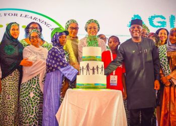 Oluremi Tinubu Rallies Leaders to Support Girls’ Education, Unveils Renewed Hope Project