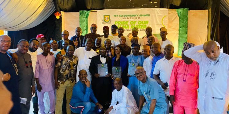YABATECH Gentlemen’s Circle Celebrates Three Distinguished Members at Grand Leadership Awards Night