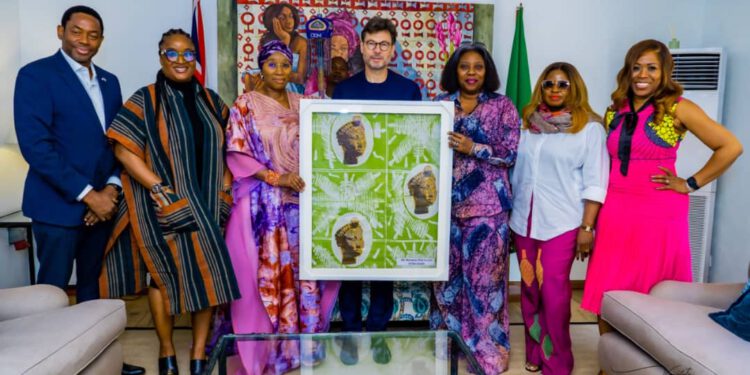 Lagos Deepens Global Push for Adire, African Fashion