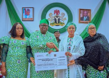 Oluremi Tinubu Visits Plateau, Donates ₦1 Billion to Victims of Unrest, Appeals for Lasting Peace