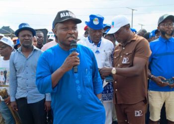 Akinpelu, Adebisi Storm Ward C with Message of Transformation and Progress