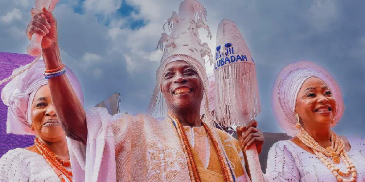 Ekiti Delegation Storms Ibadan to Honour New Olubadan, Oba Rashidi Ladoja