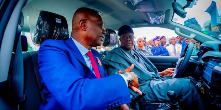 JNC Lauds Sanwo-Olu for Full End-of-Year Bonus, Car Gifts, and Commitment to Workers’ Welfare