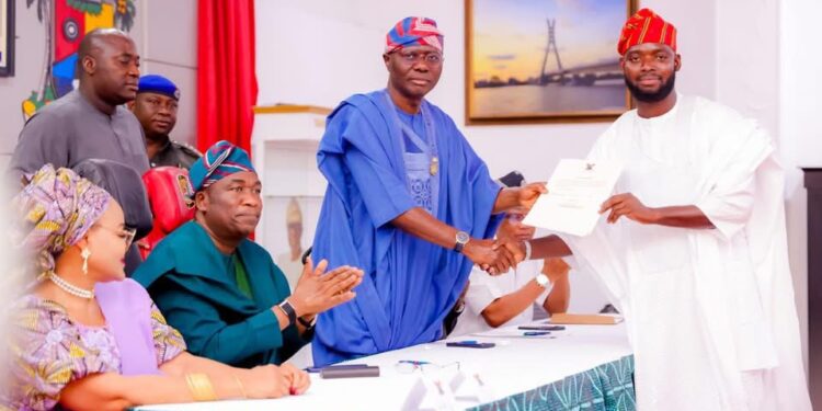 Sanwo-Olu Charges Abdul-Ganiyu Obasa as He Is Sworn In as Substantive Chairman of Agege LG