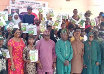 Akinsanya Awards 500 Free JAMB Forms to Underprivileged Students in Igando-Ikotun LCDA