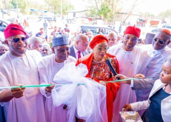 Oluremi Tinubu Commissions National Assembly Christian Chapel, Urges Leaders to Remain Accountable to God