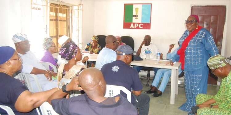 Akinlola-Hassan Meets APC Leaders, Declares Reps Ambition in Amuwo-Odofin