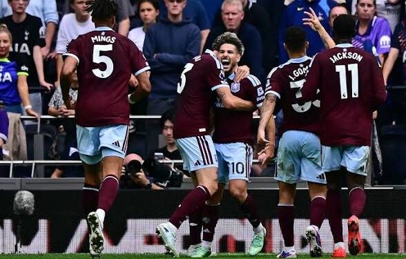 ‘Fragile’ Tottenham beaten by Aston Villa despite late rally