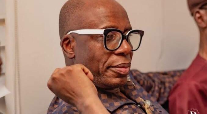 APC labels Amaechi ‘loafer’, says he is unfit for VP office