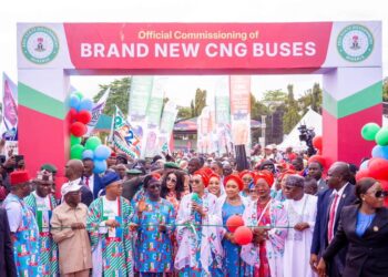 Oluremi Tinubu Flags Off 50 CNG Buses, Unveils N1bn Women Fund in Edo