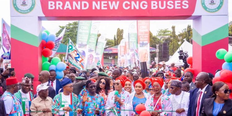 Oluremi Tinubu Flags Off 50 CNG Buses, Unveils N1bn Women Fund in Edo